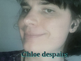 Chloe_despairs