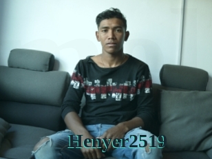 Henyer2519
