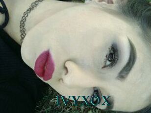 IVY_XOX