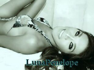 LunaPenelope