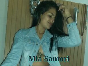 Mia_Santori