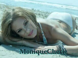 MoniqueCherie