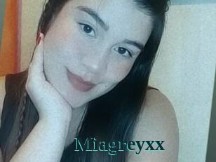Miagreyxx
