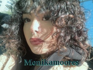 Monikamoores