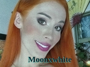 Moonxwhite