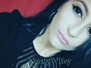 NerdyWifey