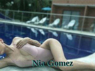 Nia_Gomez