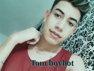 Tom_boyhot
